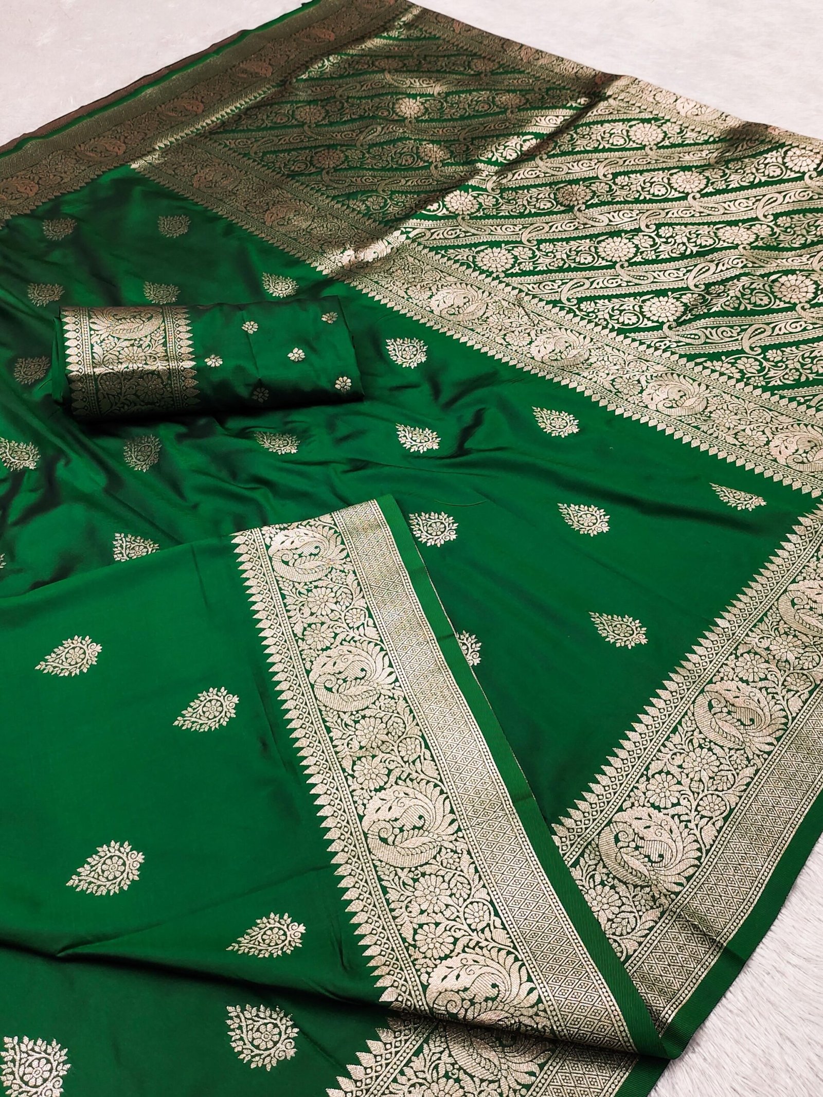 Soft banarasi silk saree - Image 6