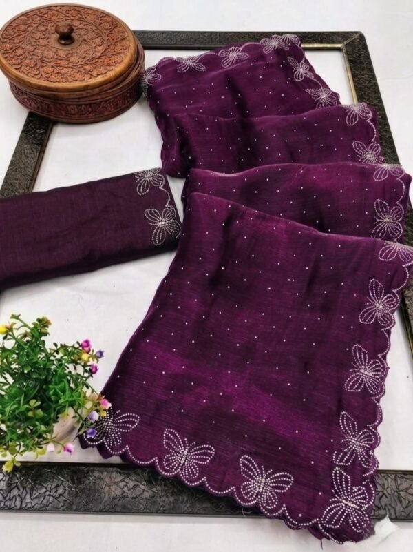 Dual toned crunchy silk sarees - Image 7