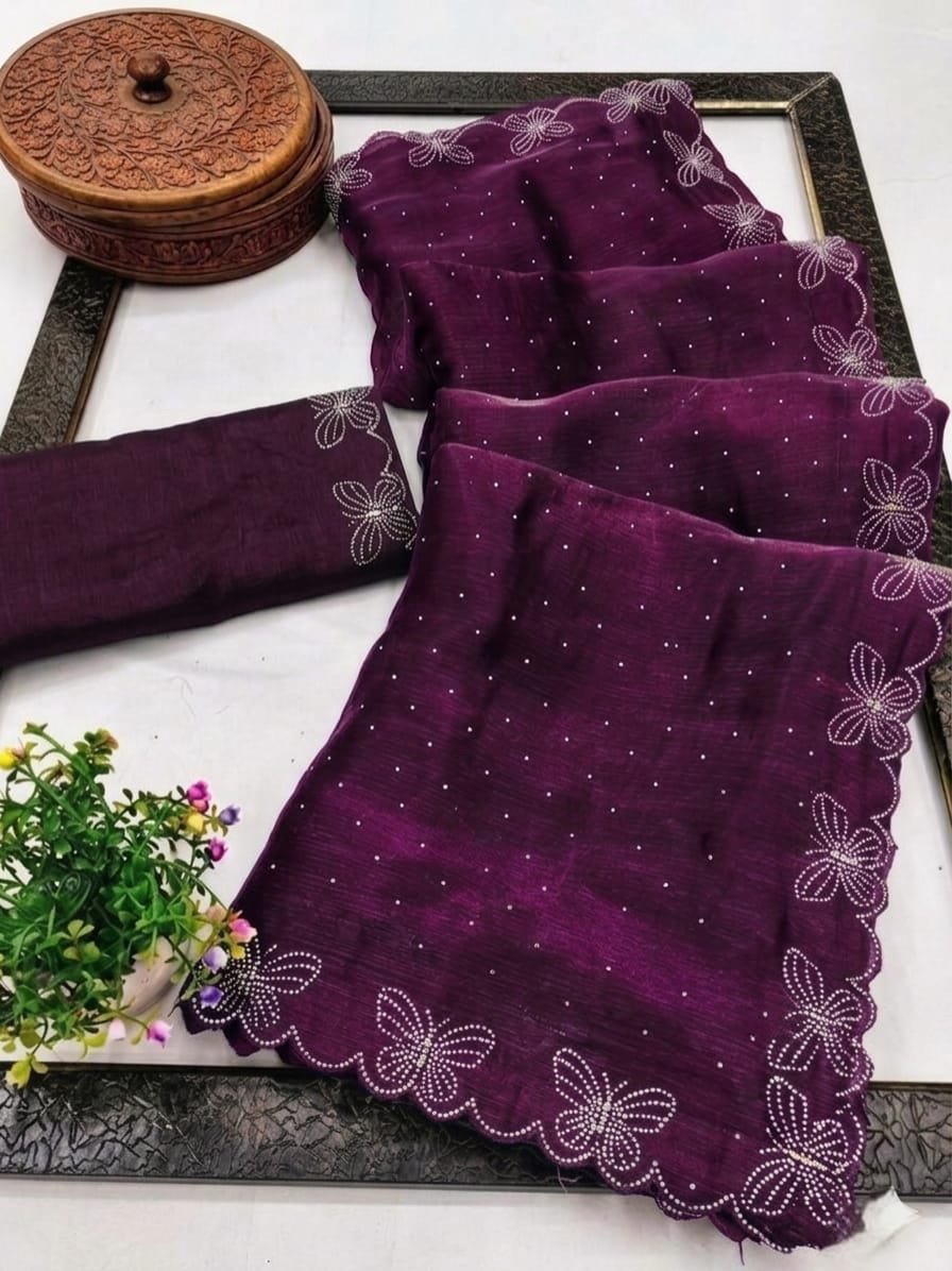 Dual toned crunchy silk sarees - Image 7