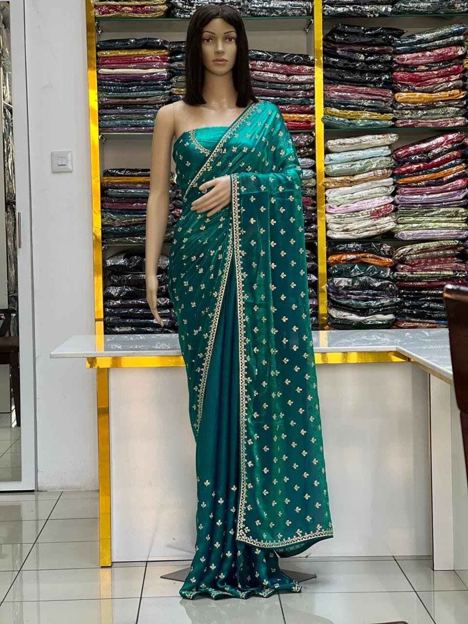 Bridal satin saree - Image 4