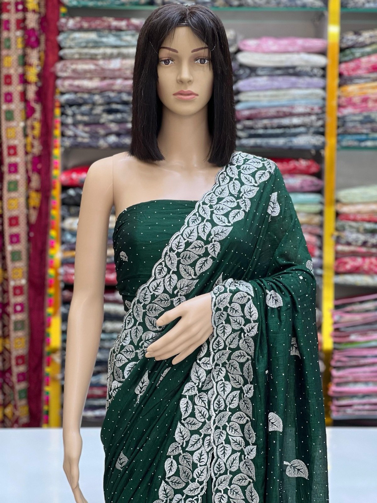 Vichitra silk saree - Image 7