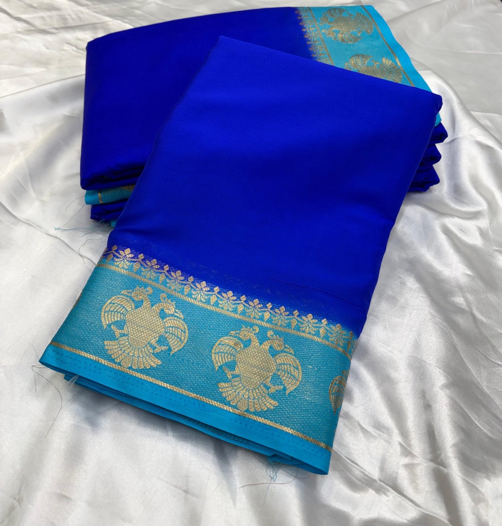 Mysore crepe silk saree - Image 5