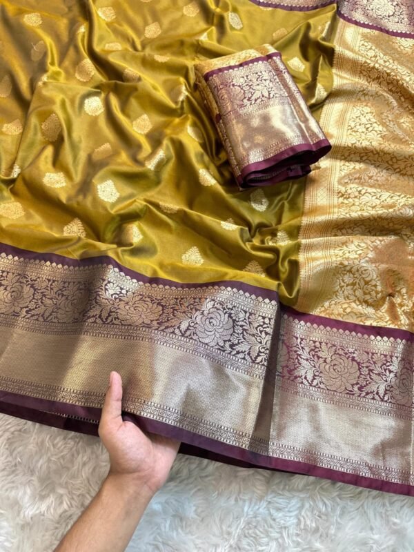 Banarasi semi gadwal pattu silk - Image 6