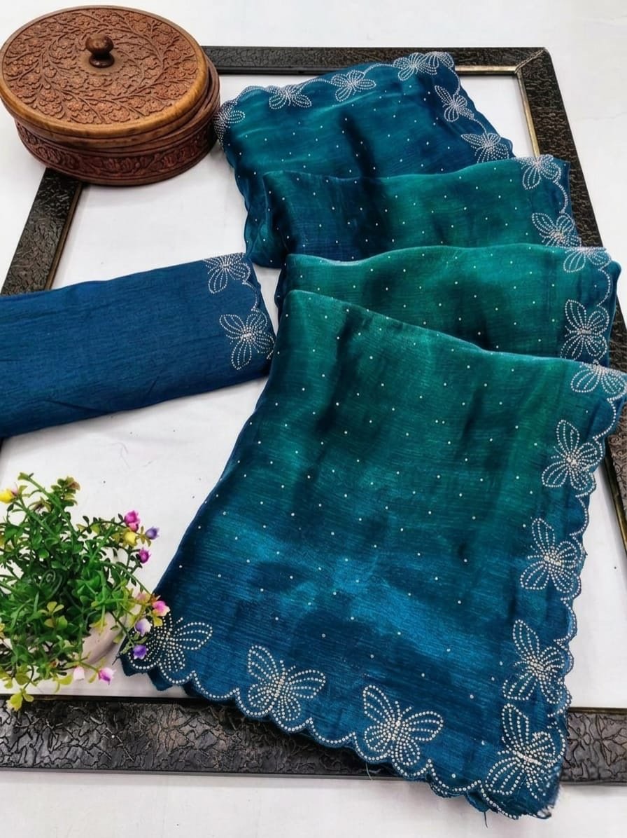 Dual toned crunchy silk sarees - Image 1