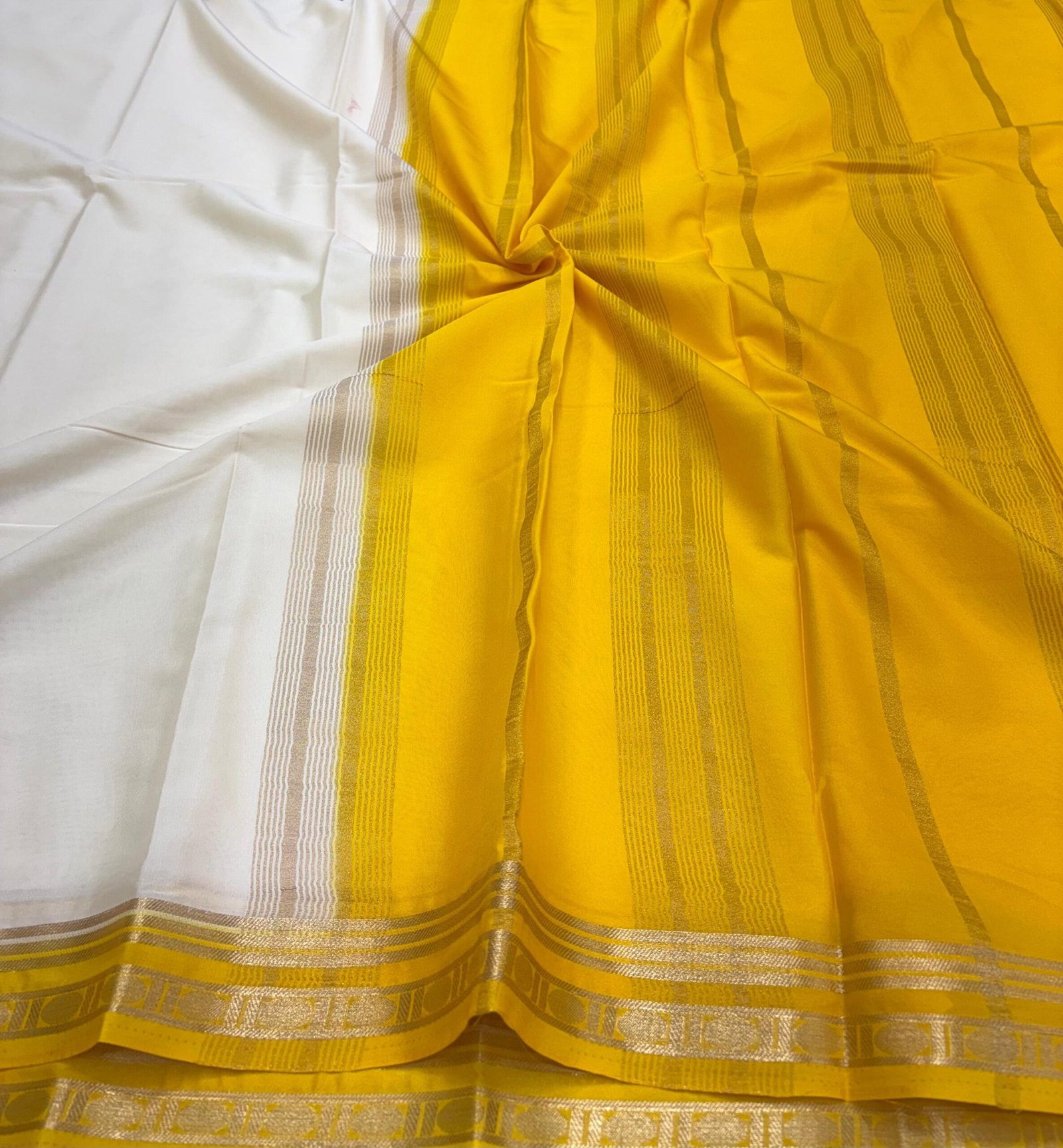Mysore crepe silk saree - Image 3