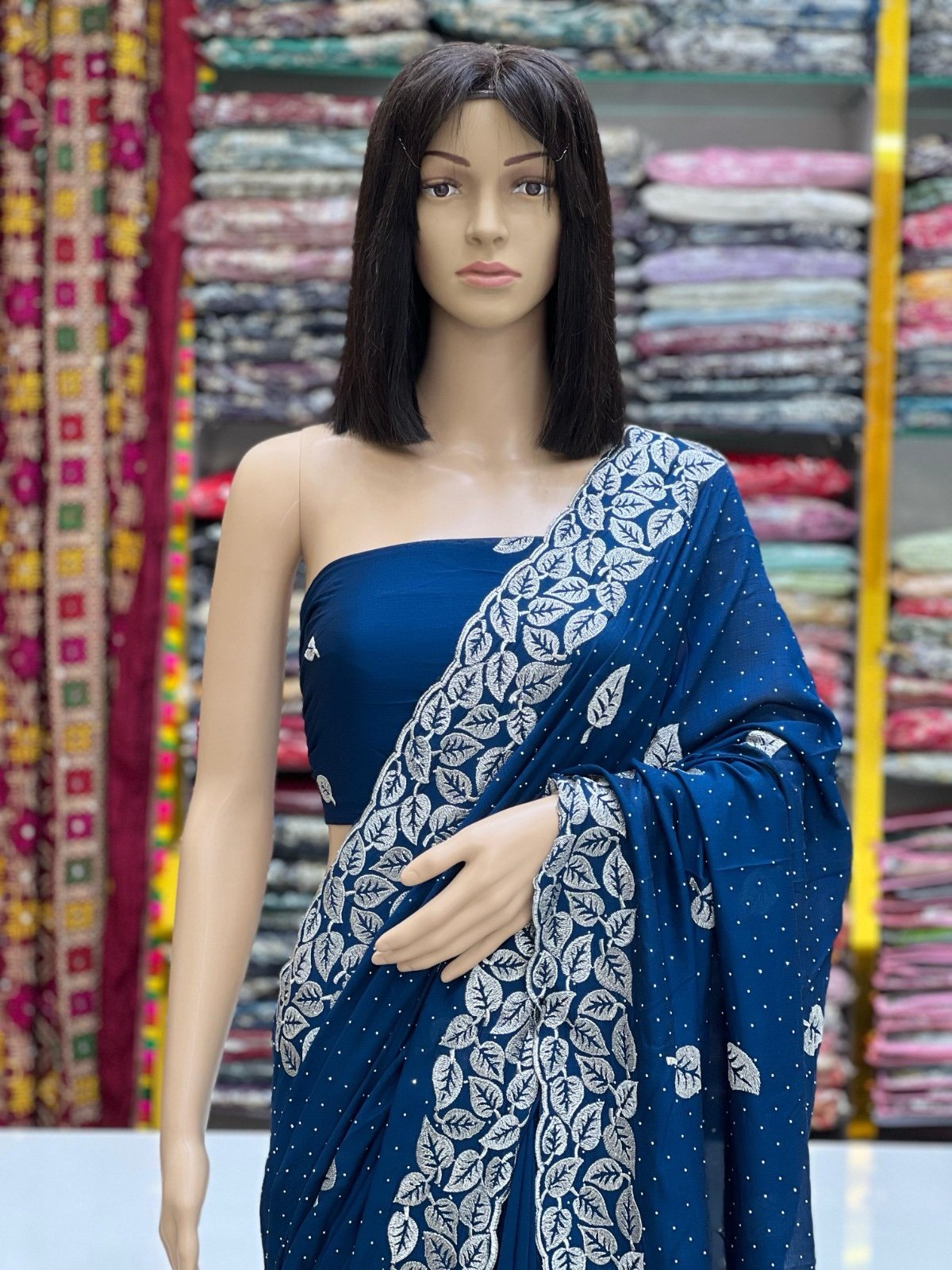 Vichitra silk saree - Image 8