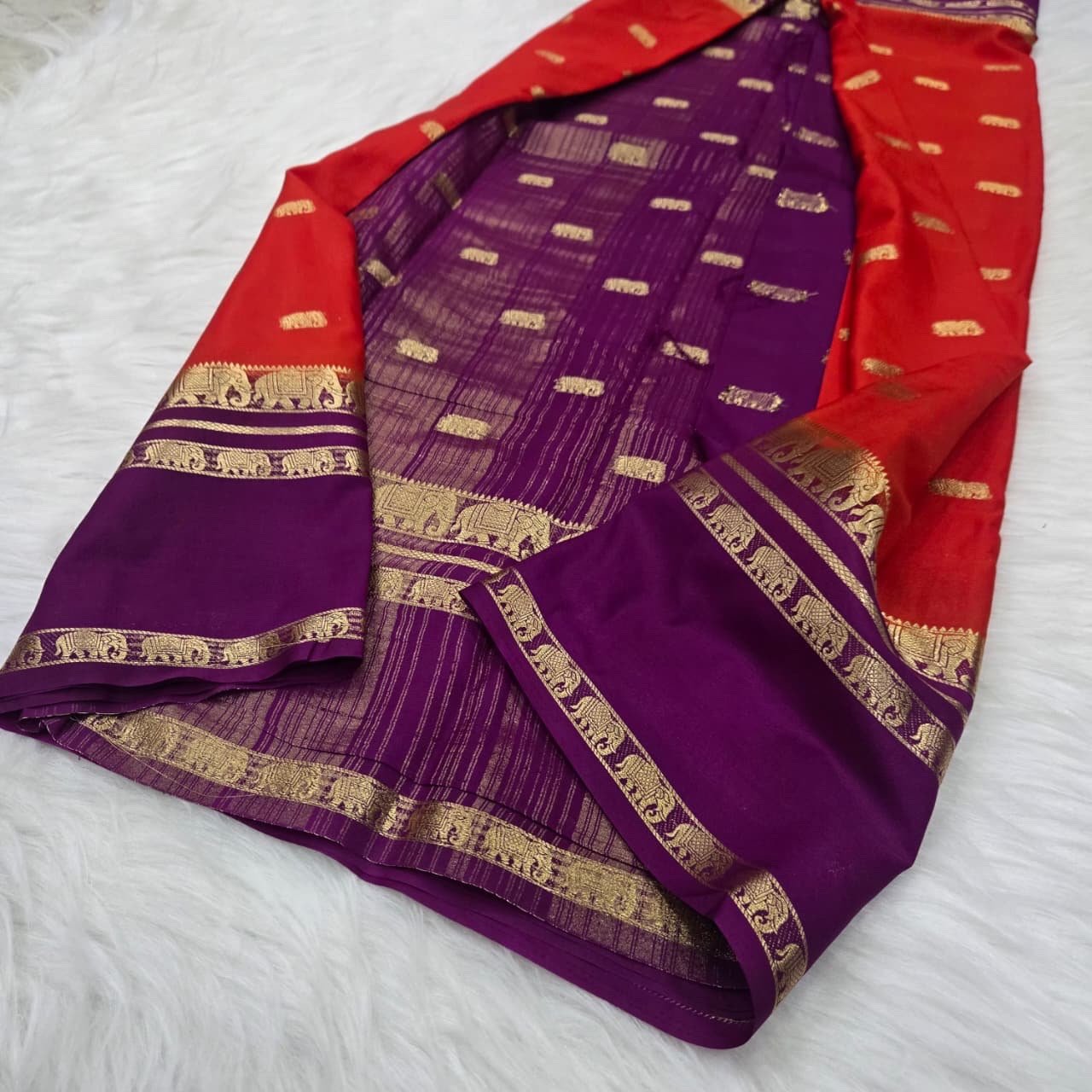 Mysore crepe silk saree - Image 3