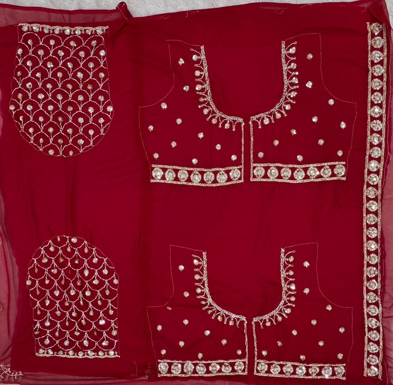 Grand dinner wear saree - Image 3