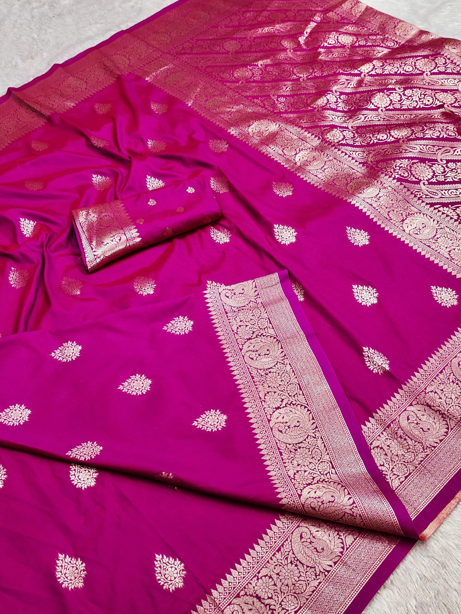 Soft banarasi silk saree - Image 3