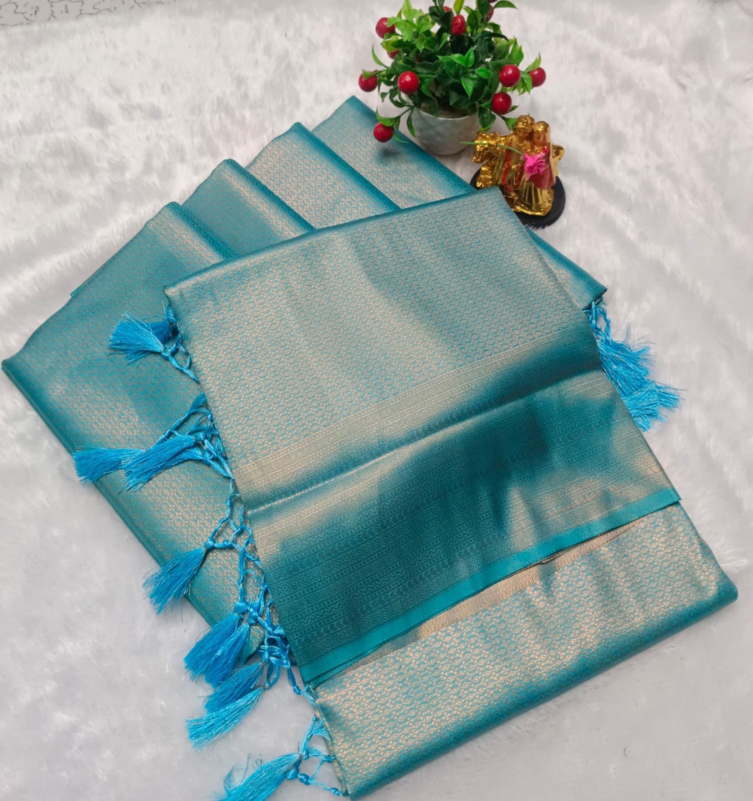 Kubera pattu sarees - Image 15