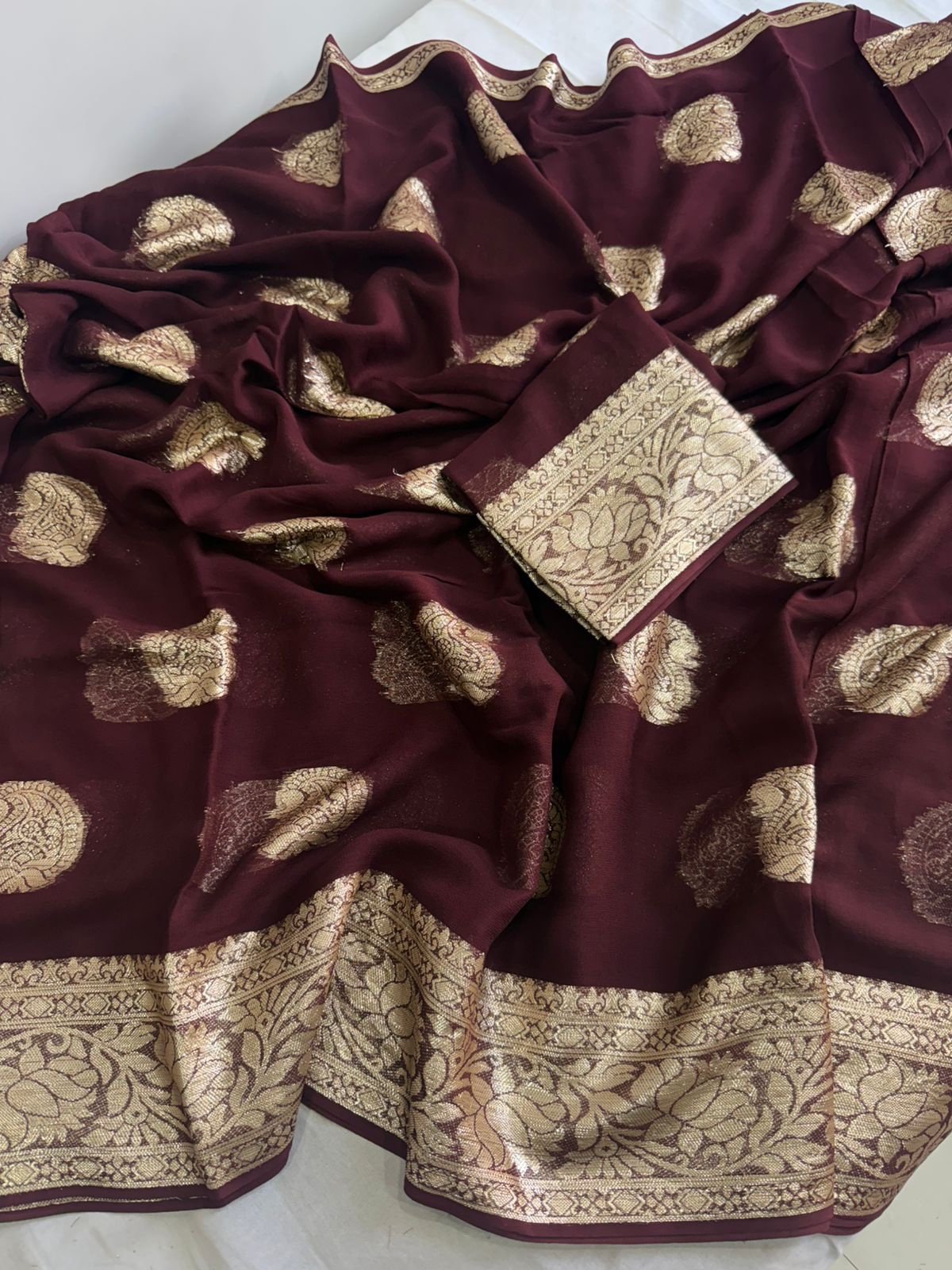 Viscose jacquard saree - Image 14