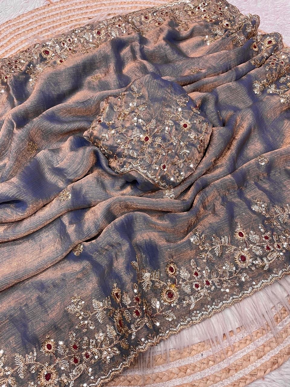 Dual tone fandy chiffon sarees - Image 6
