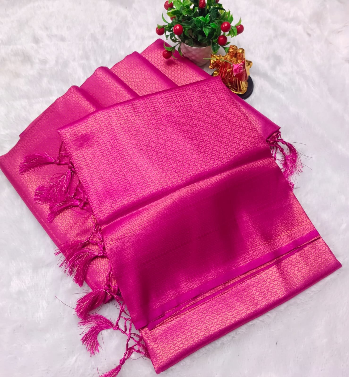 Kubera pattu sarees - Image 8