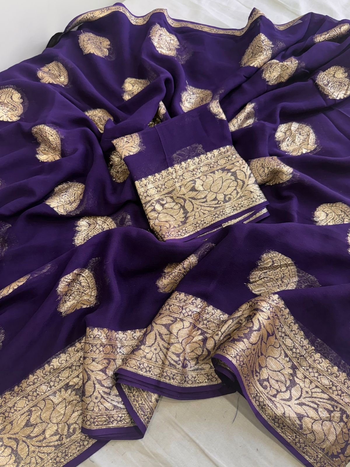 Viscose jacquard saree - Image 8