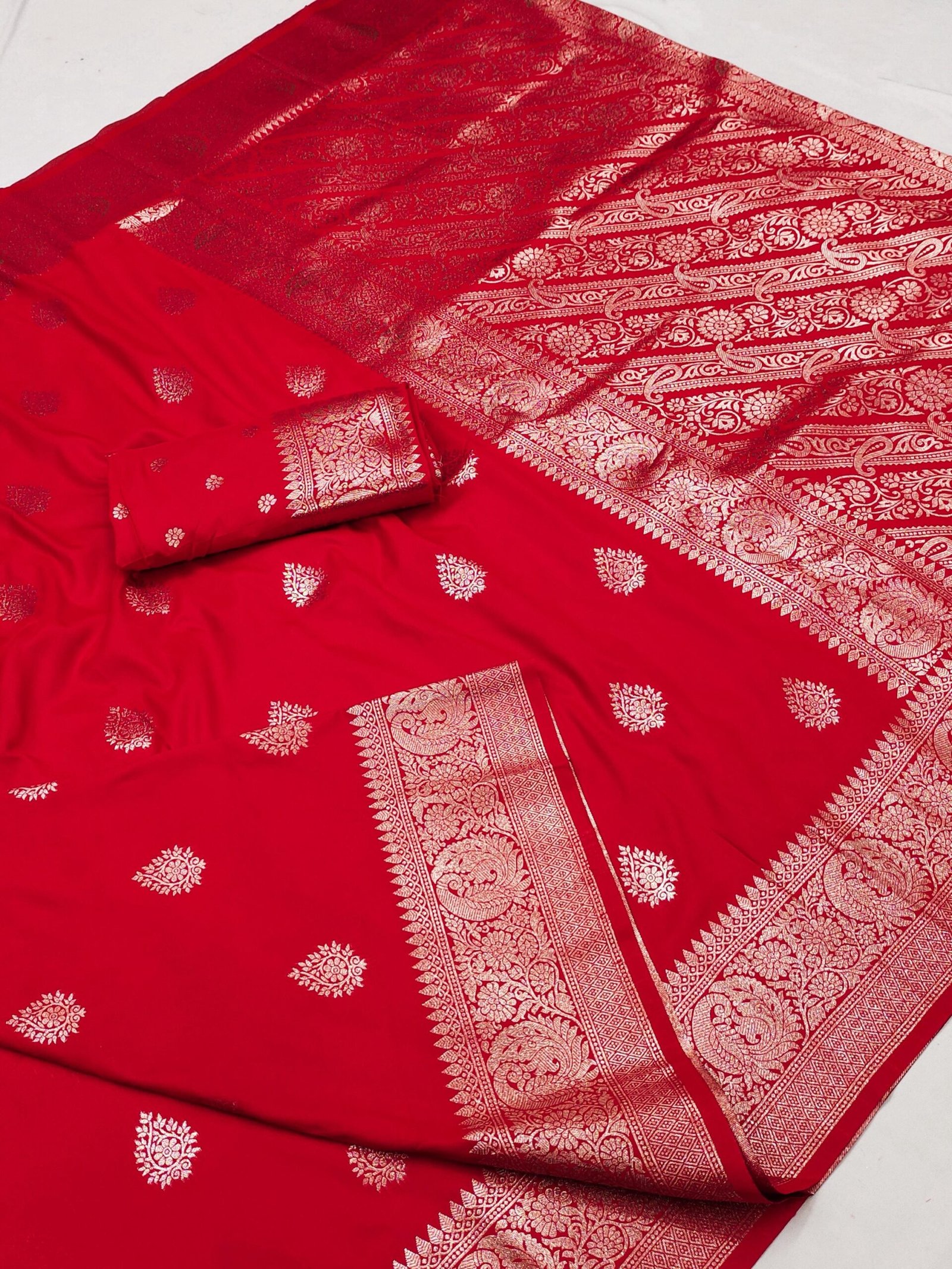 Soft banarasi silk saree - Image 5