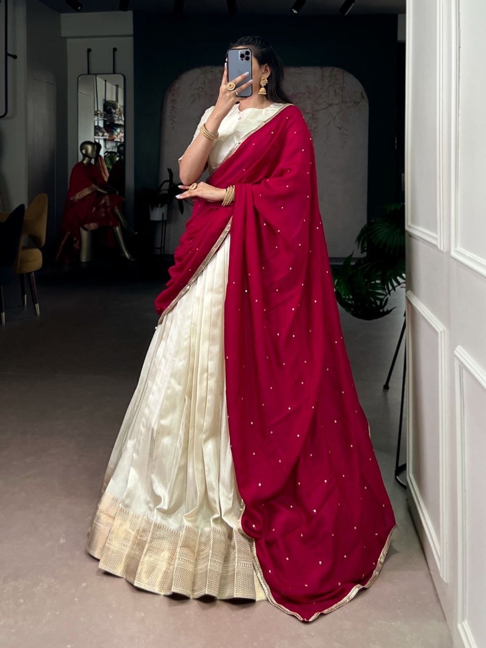 Dola silk lehenga - Image 3