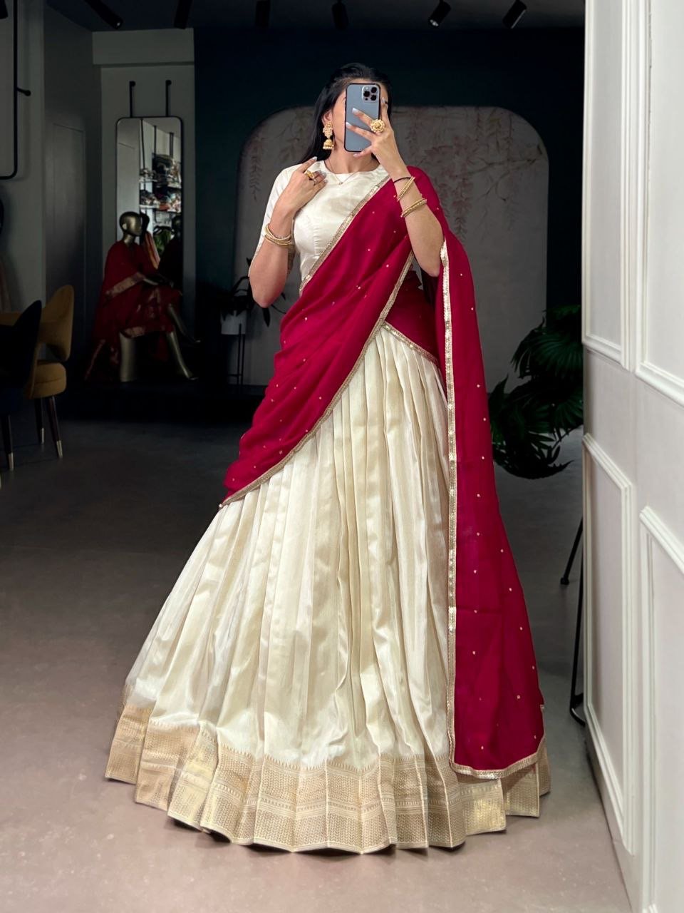 Dola silk lehenga - Image 2