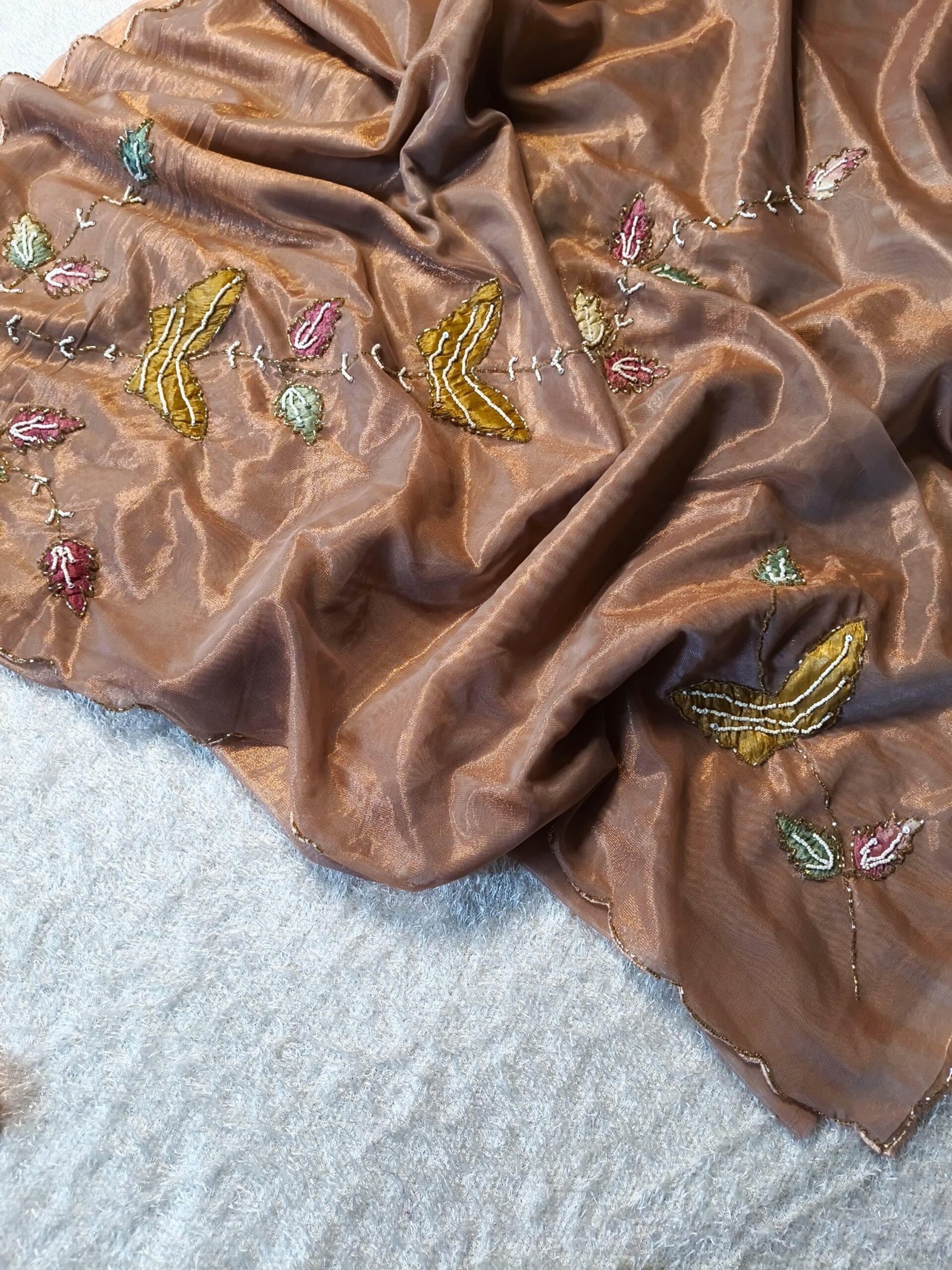 Space tissue silk saree - Image 17