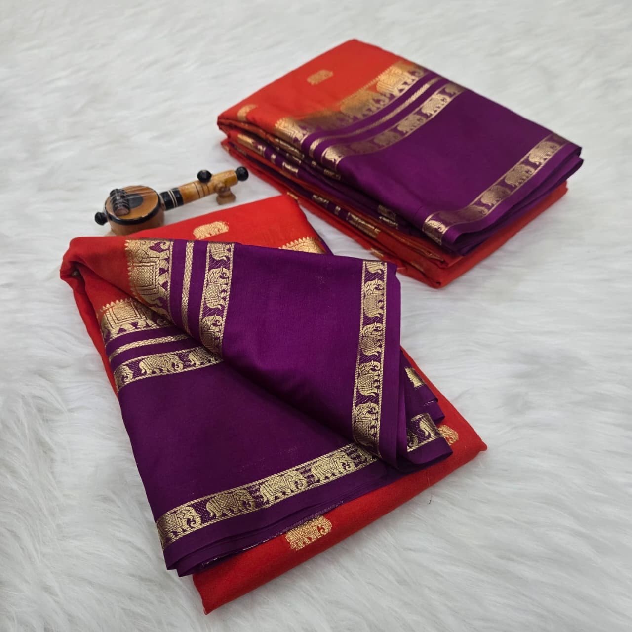 Mysore crepe silk saree - Image 2