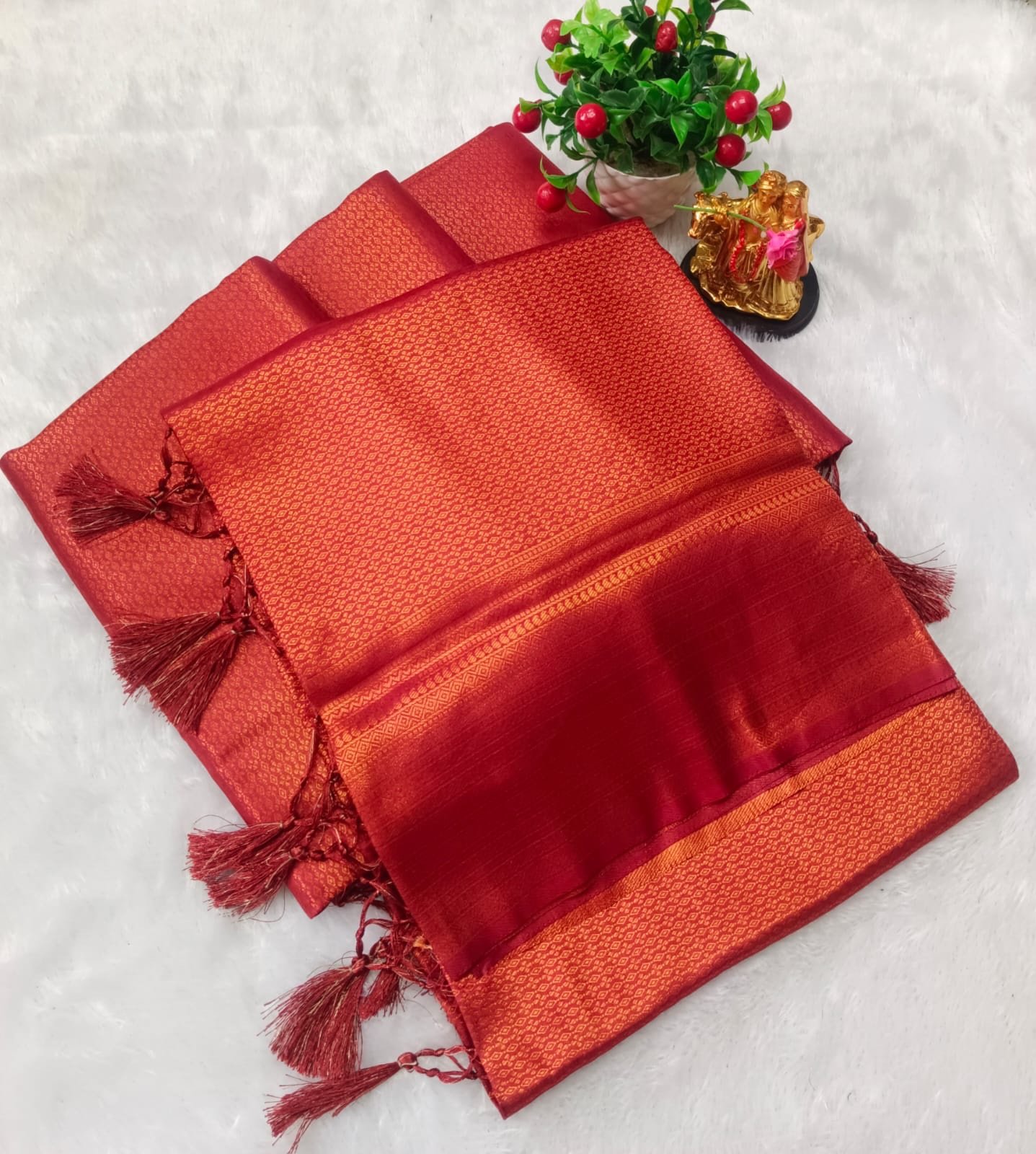 Kubera pattu sarees - Image 11