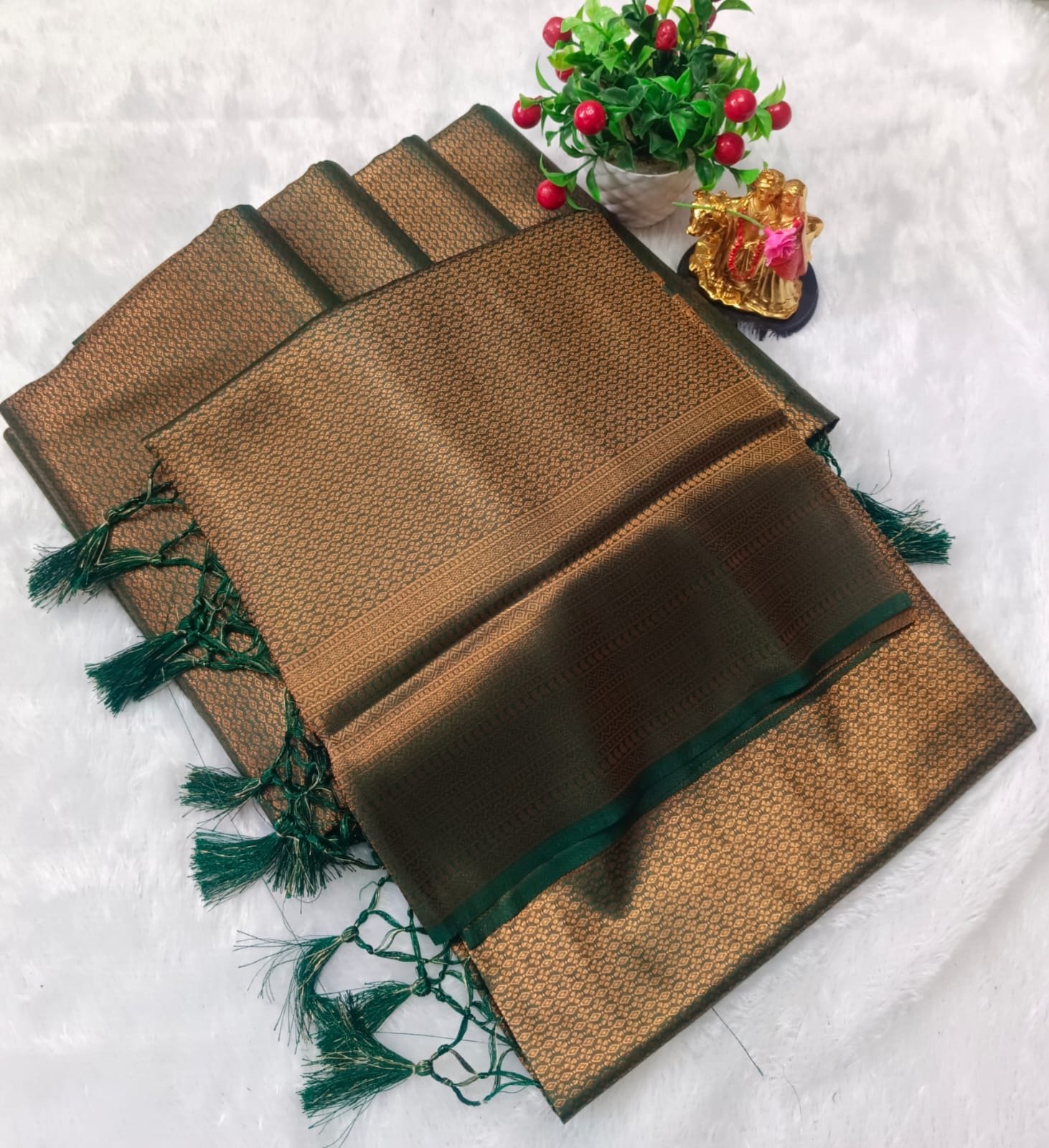 Kubera pattu sarees - Image 20