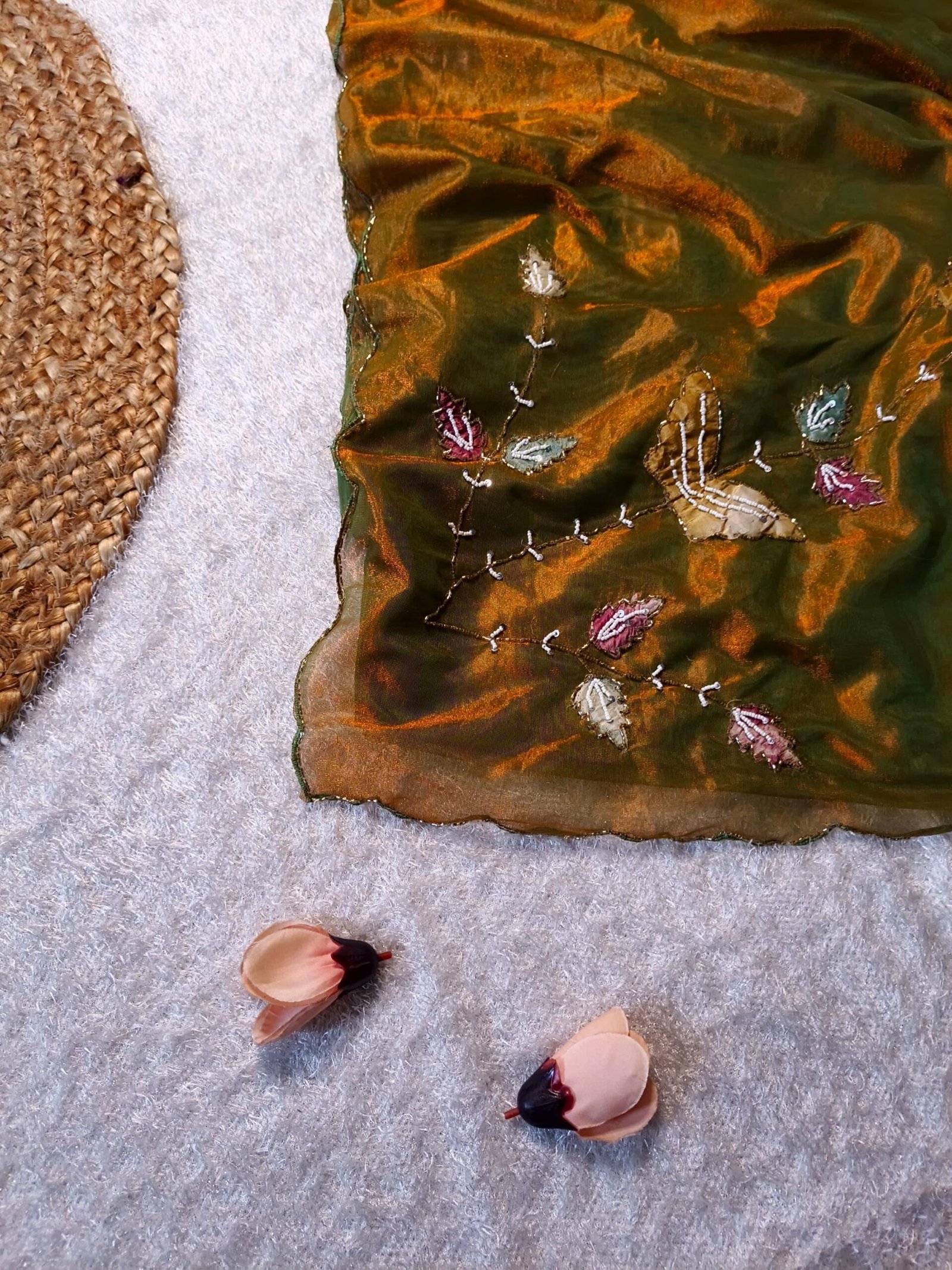 Space tissue silk saree - Image 2