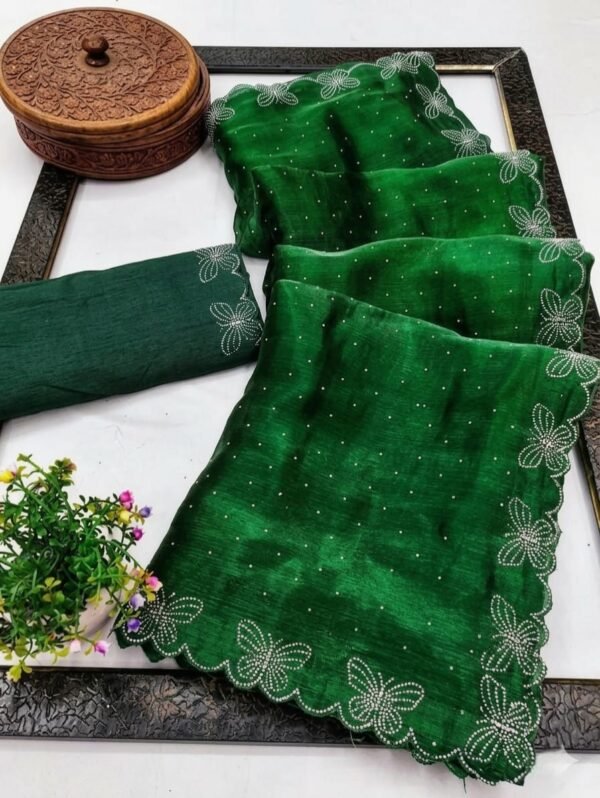 Dual toned crunchy silk sarees - Image 8