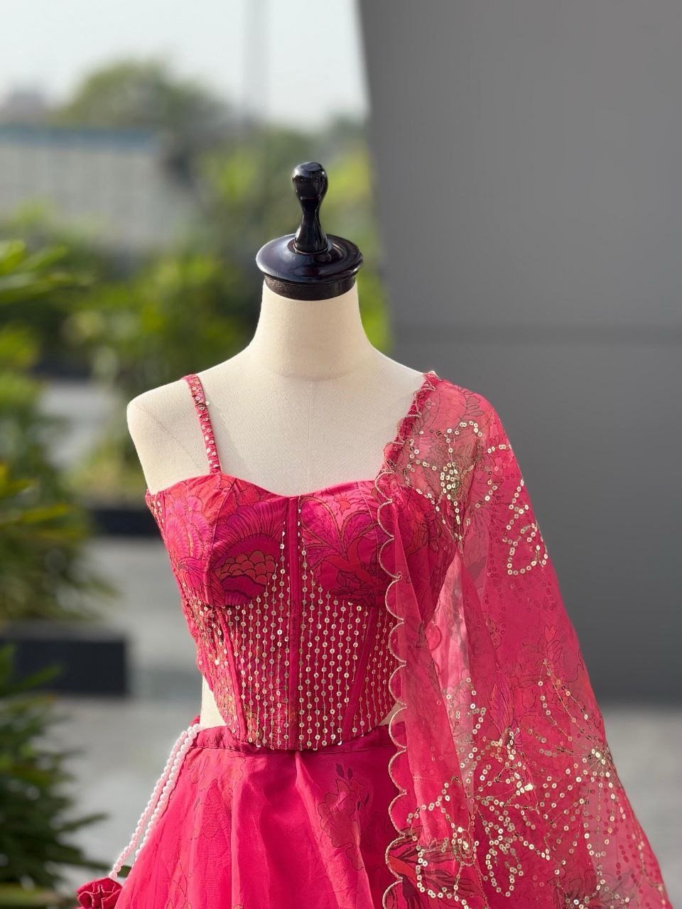 Pink organza lehenga with batwa bag - Image 2