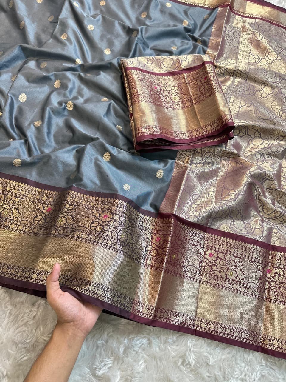 Banarasi semi gadwal silk saree - Image 1