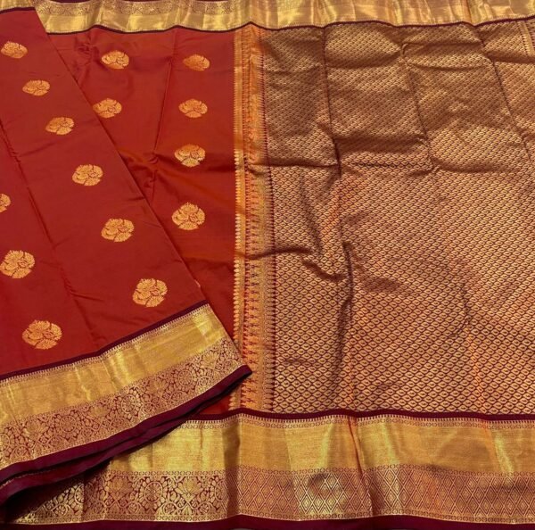 Premium Kanjivaram silk saree - Image 10