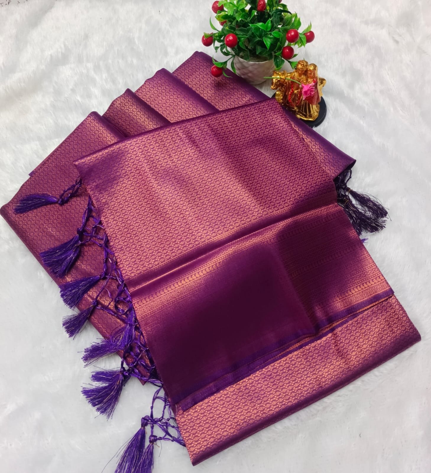 Kubera pattu sarees - Image 25