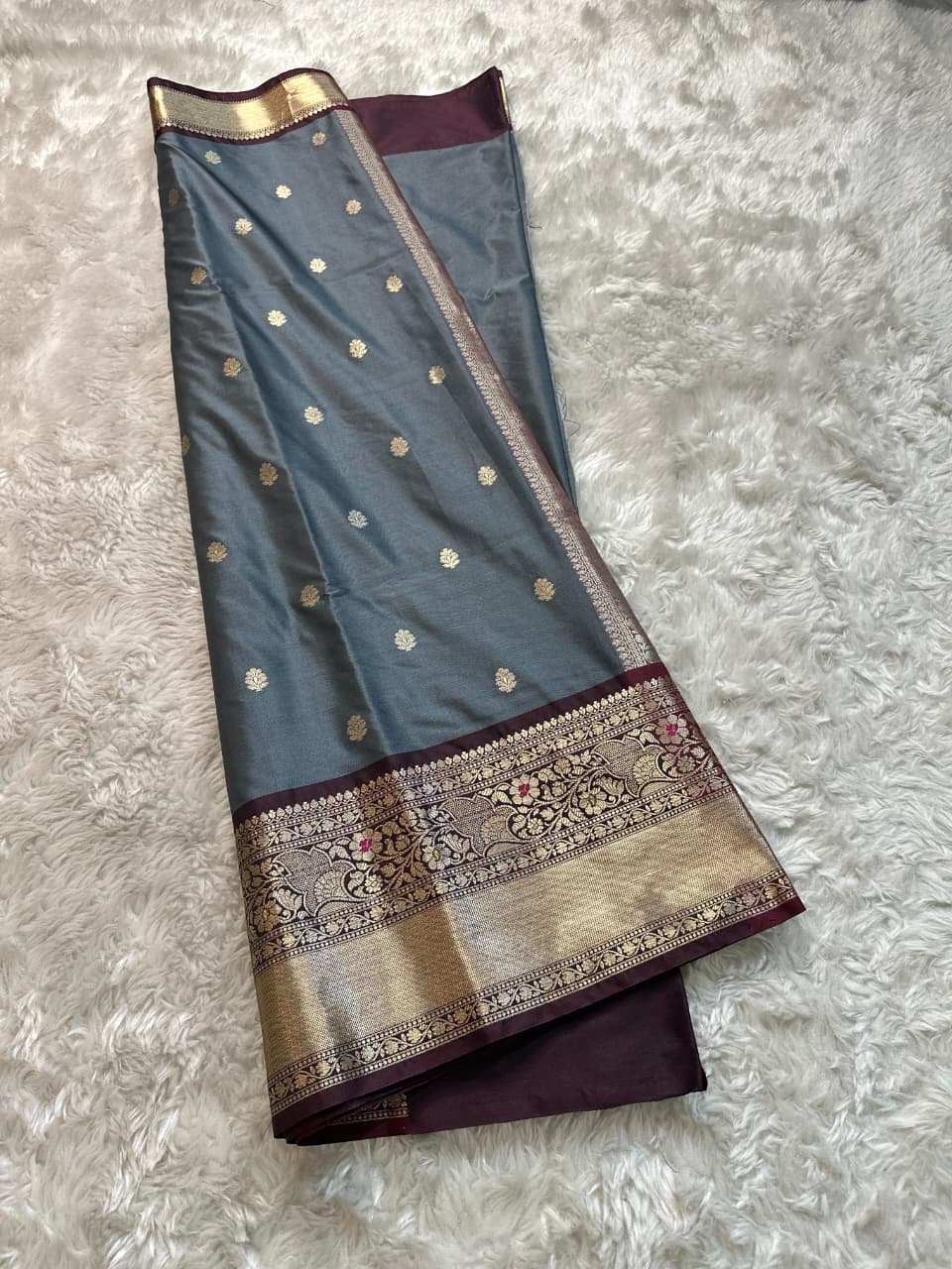 Banarasi semi gadwal silk saree - Image 10