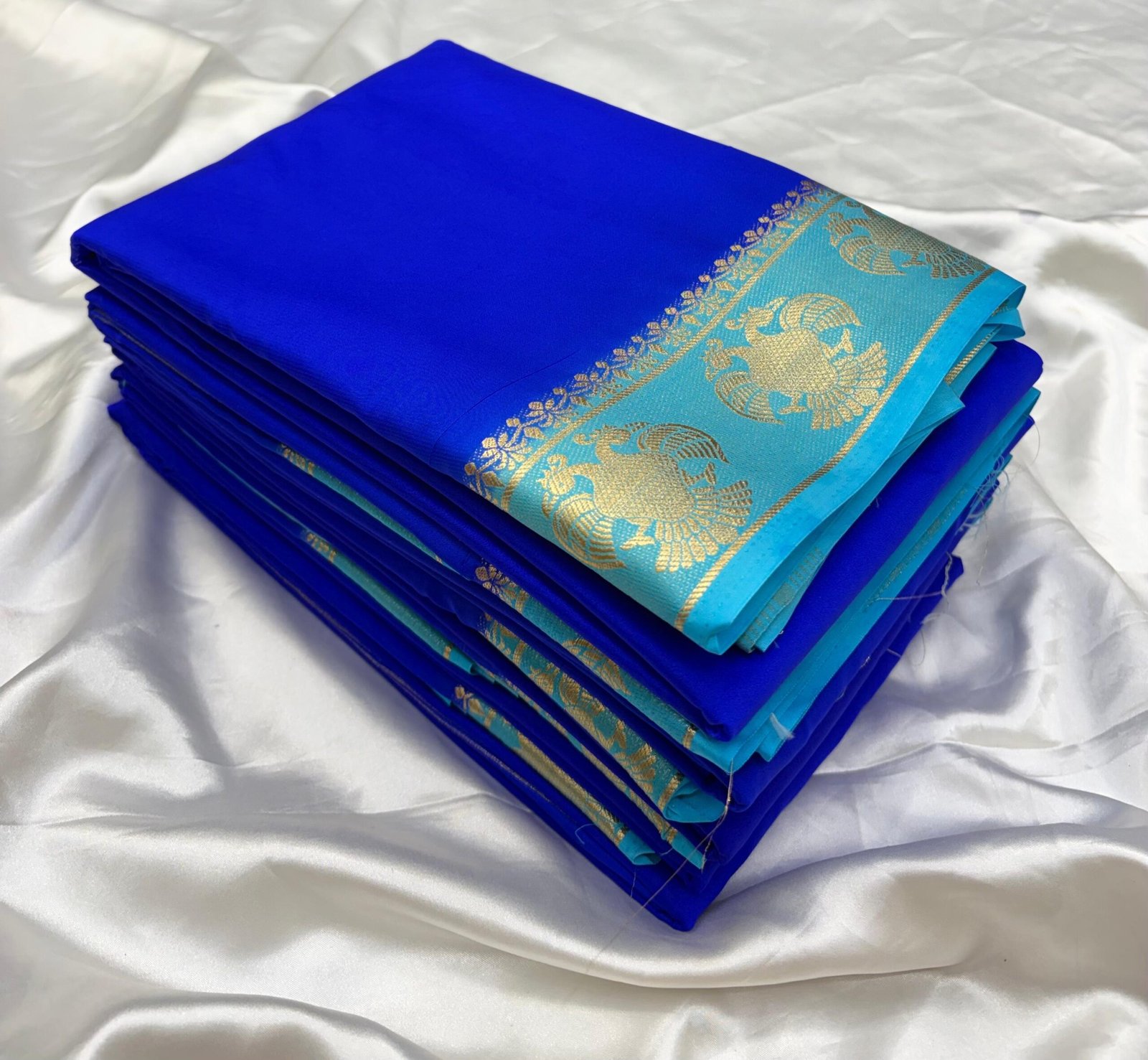 Mysore crepe silk saree - Image 3