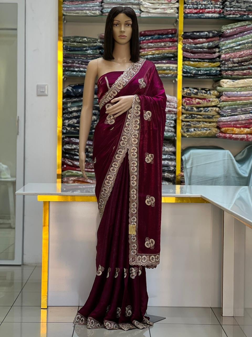 Embroidered Fandy satin silk sarees - Image 2