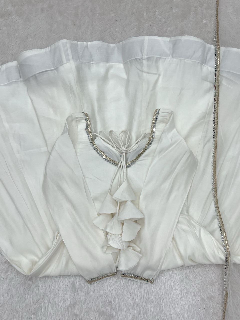 Roman silk Anarkali - Image 9