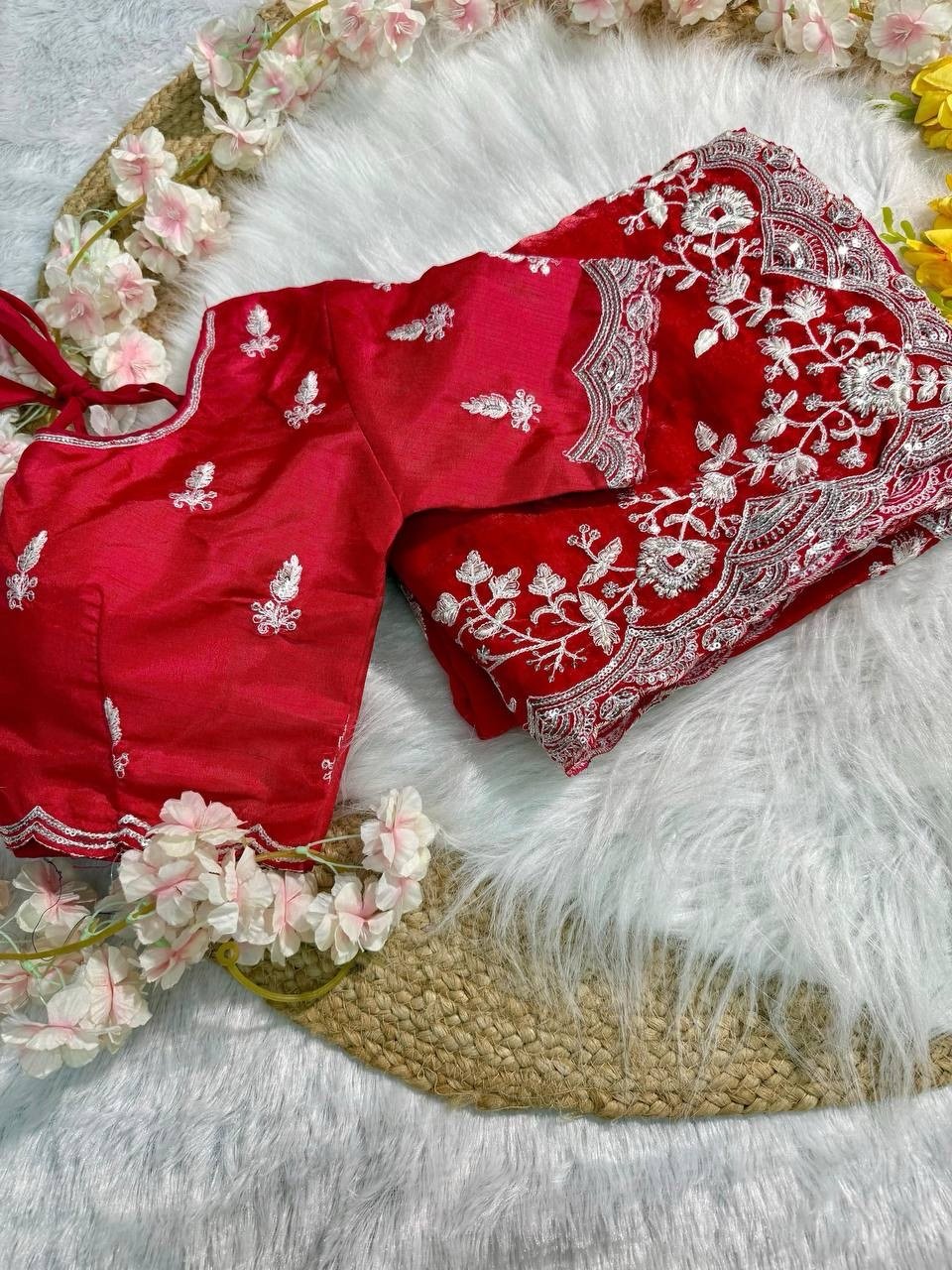 Red silk saree - Image 5