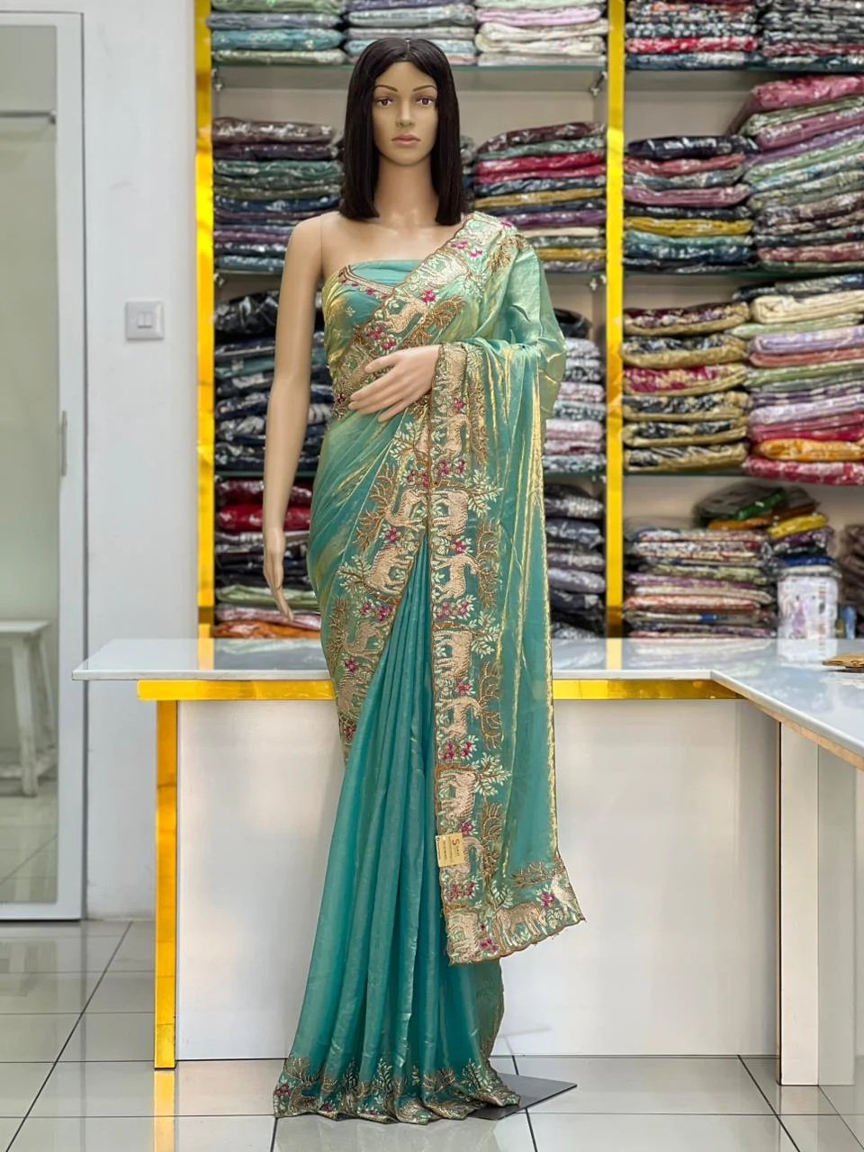 Soft Silky Dual Tone Saree with Heavy Embroidery Border - Image 1