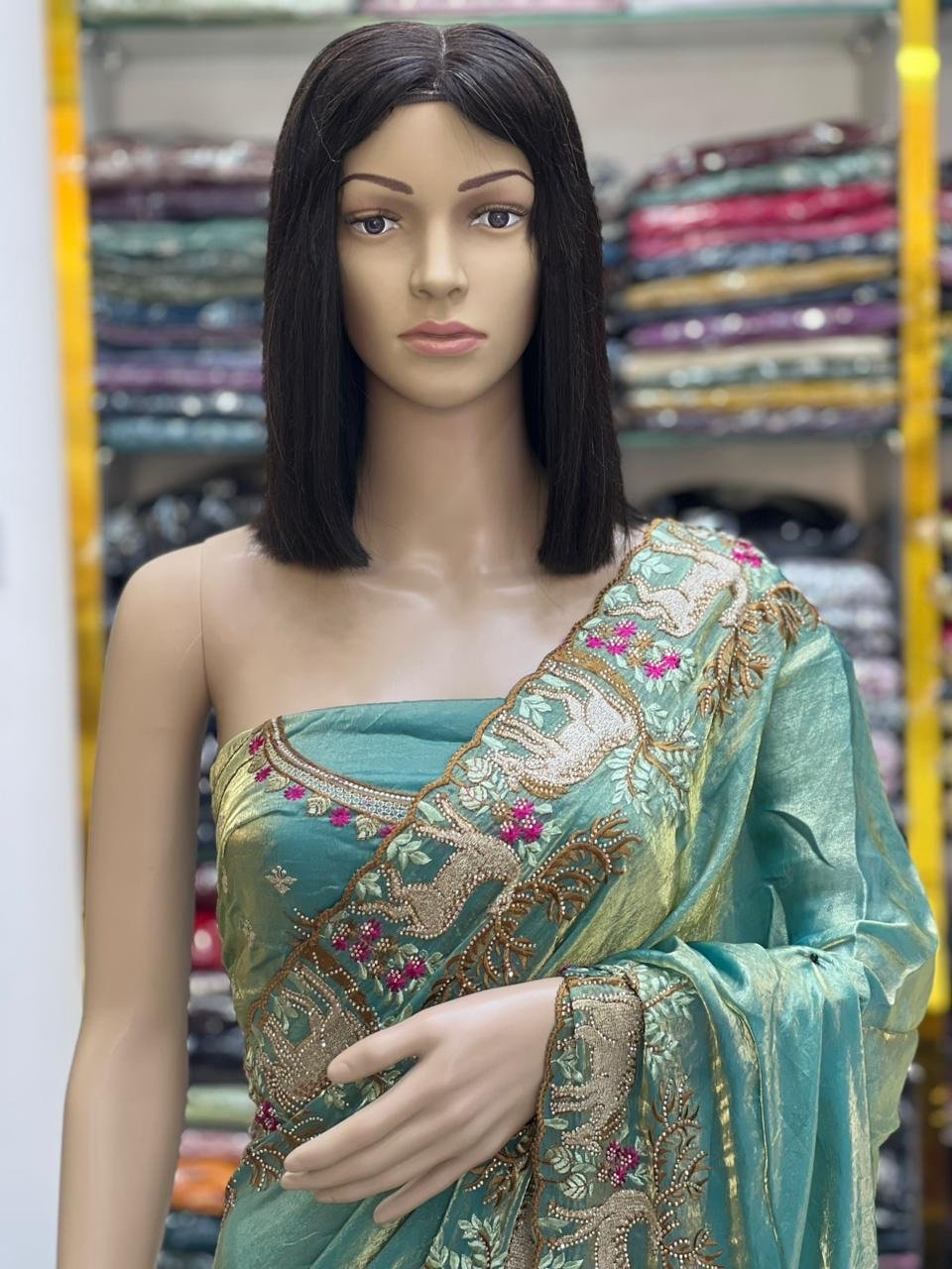 Soft Silky Dual Tone Saree with Heavy Embroidery Border - Image 8