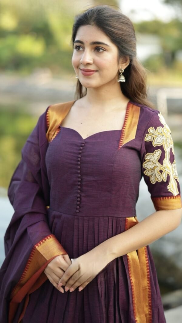 Handloom Wine Kurta Suit Set with Embroidery - Image 3