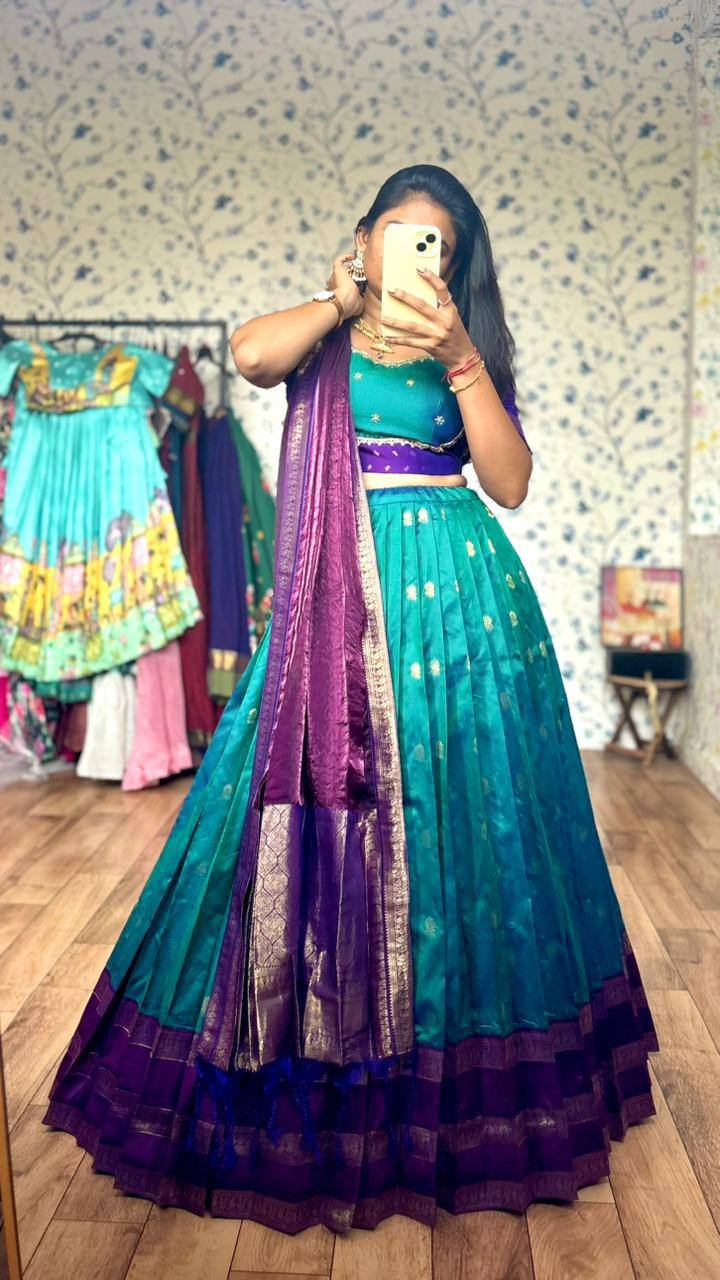 Emerald-green dual shade with purple border lehenga - Image 2