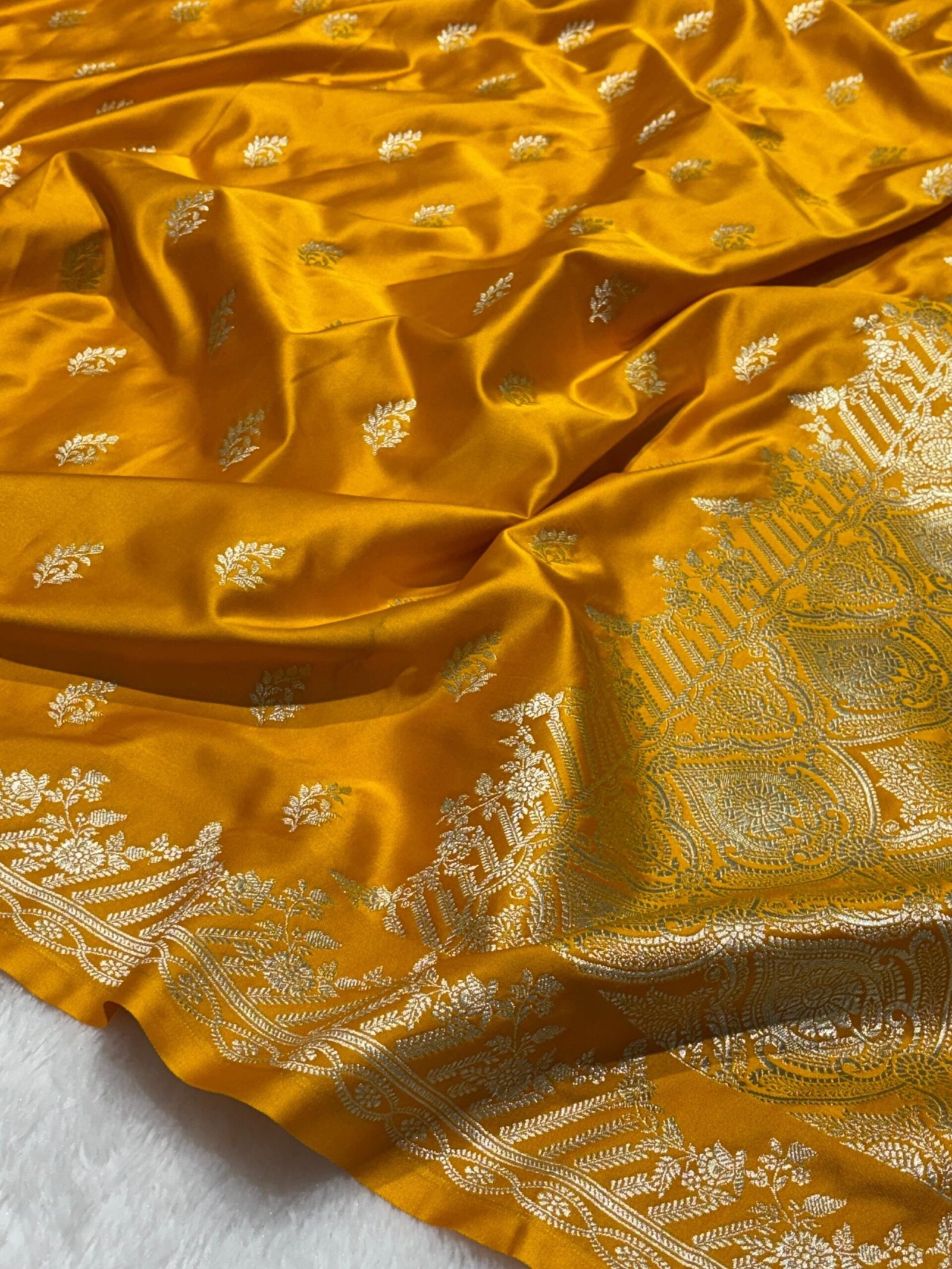 ZARVYA - Banarasi Mashru Katan Silk - Image 4