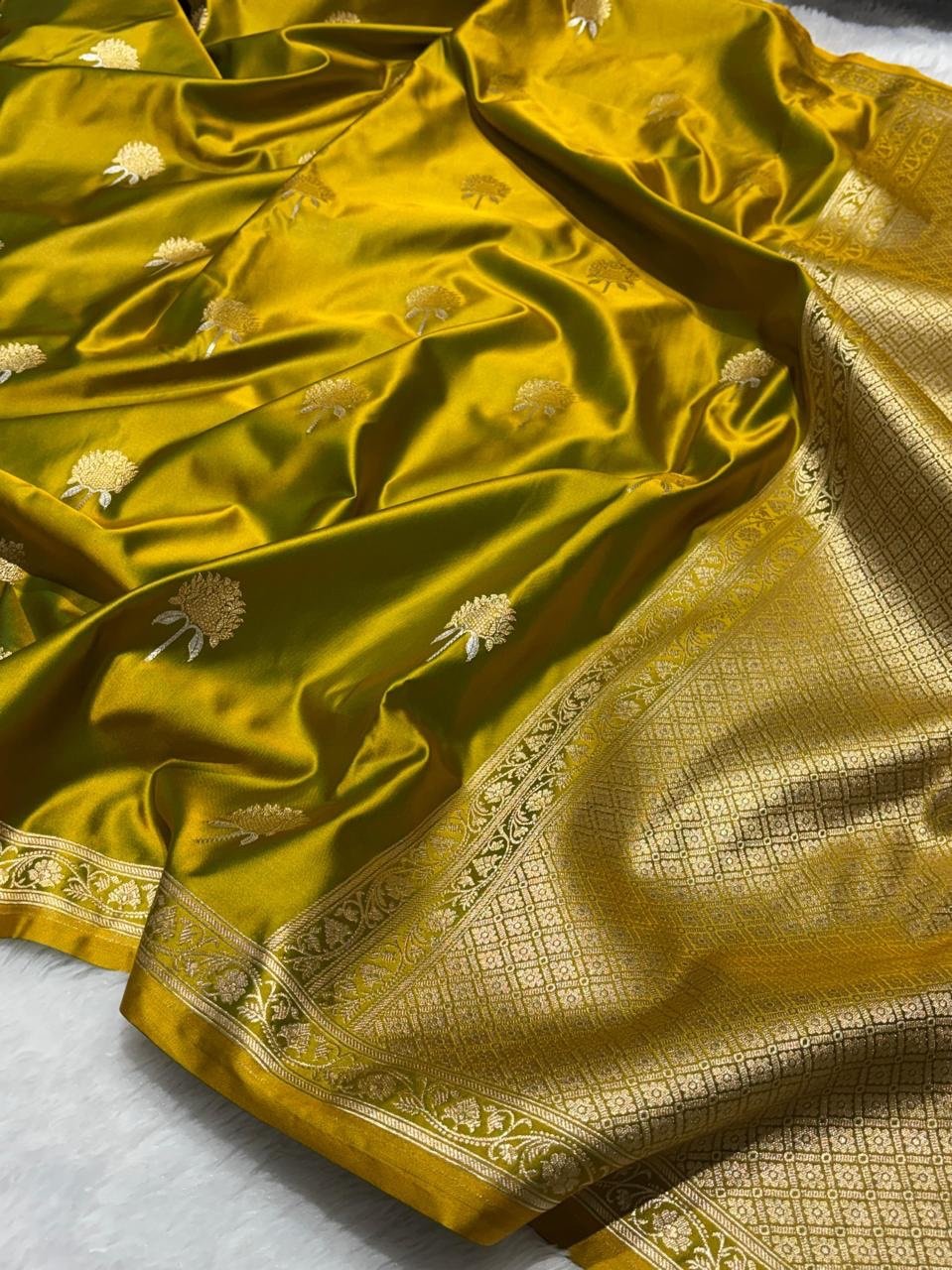 ZARIA - Banarasi Mashru Katan Silk - Image 2