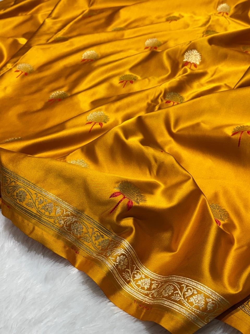 ZARIA - Banarasi Mashru Katan Silk - Image 5