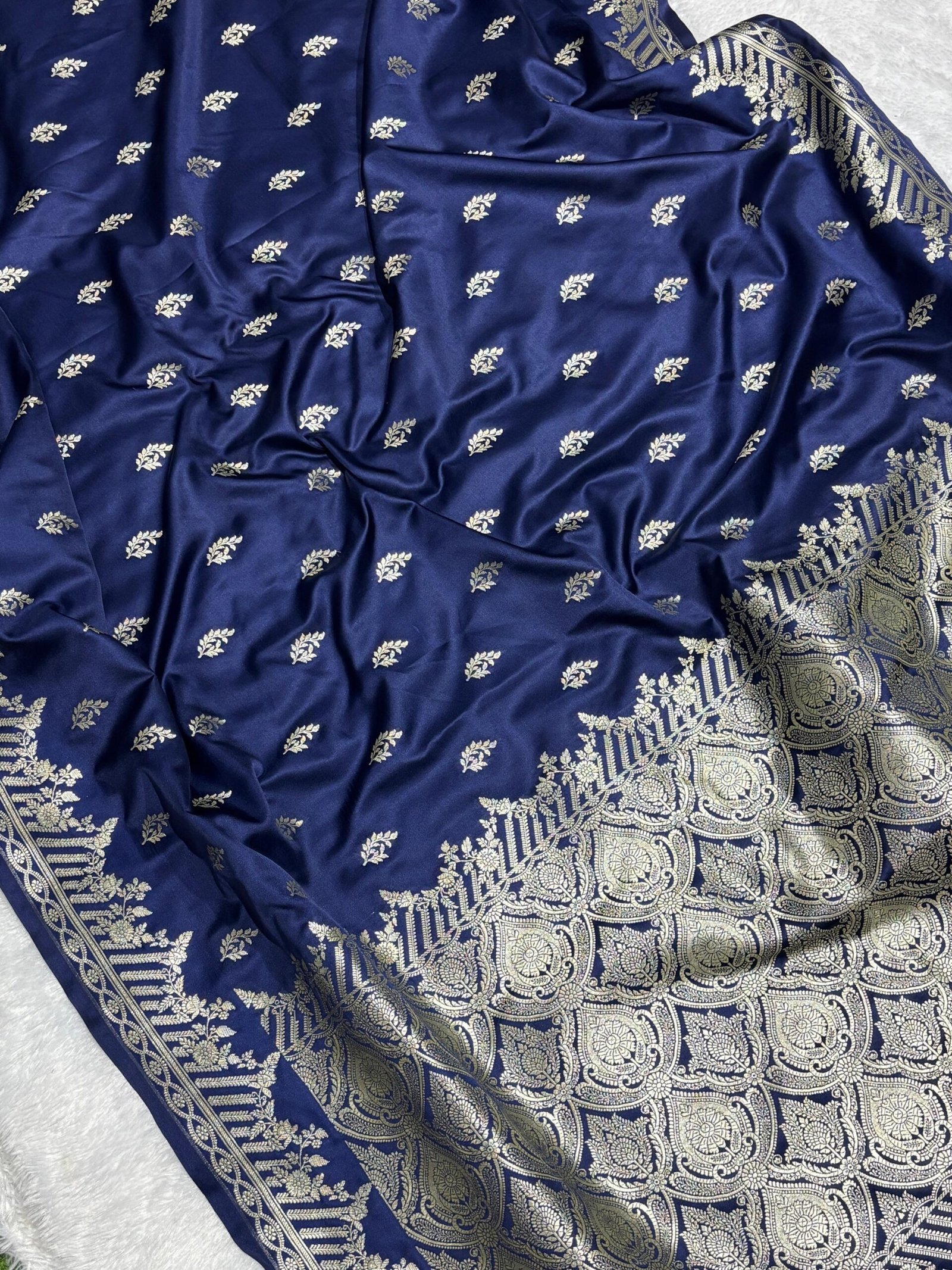 ZARVYA - Banarasi Mashru Katan Silk - Image 4