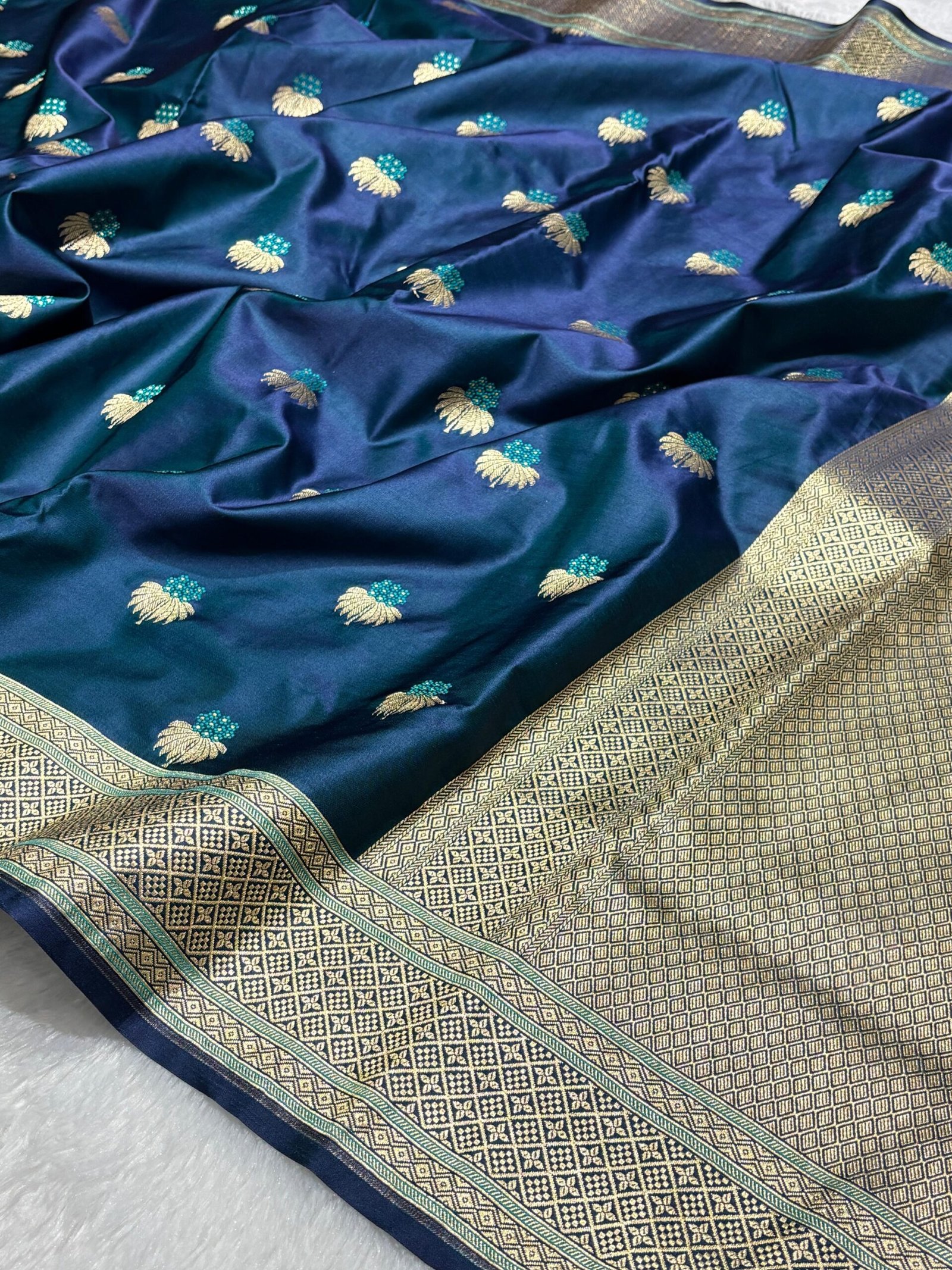 ZAARA - Banarasi Mashru Katan Silk - Image 2