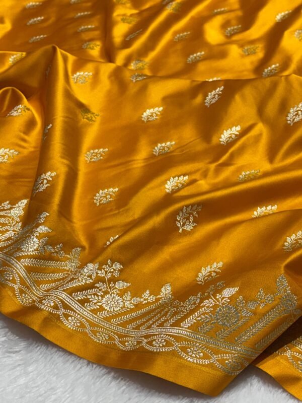 ZARVYA - Banarasi Mashru Katan Silk