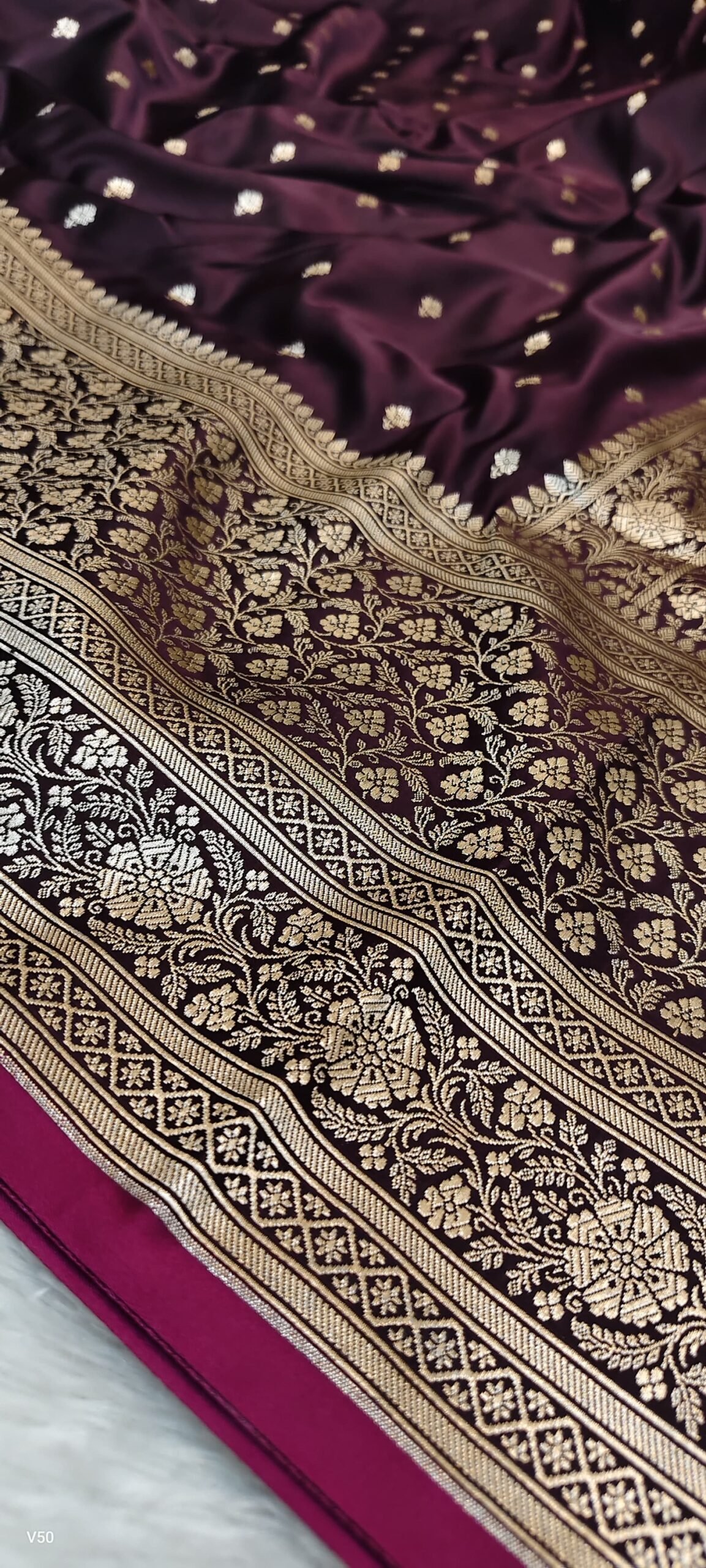 AHAANA - Banarasi - Image 10