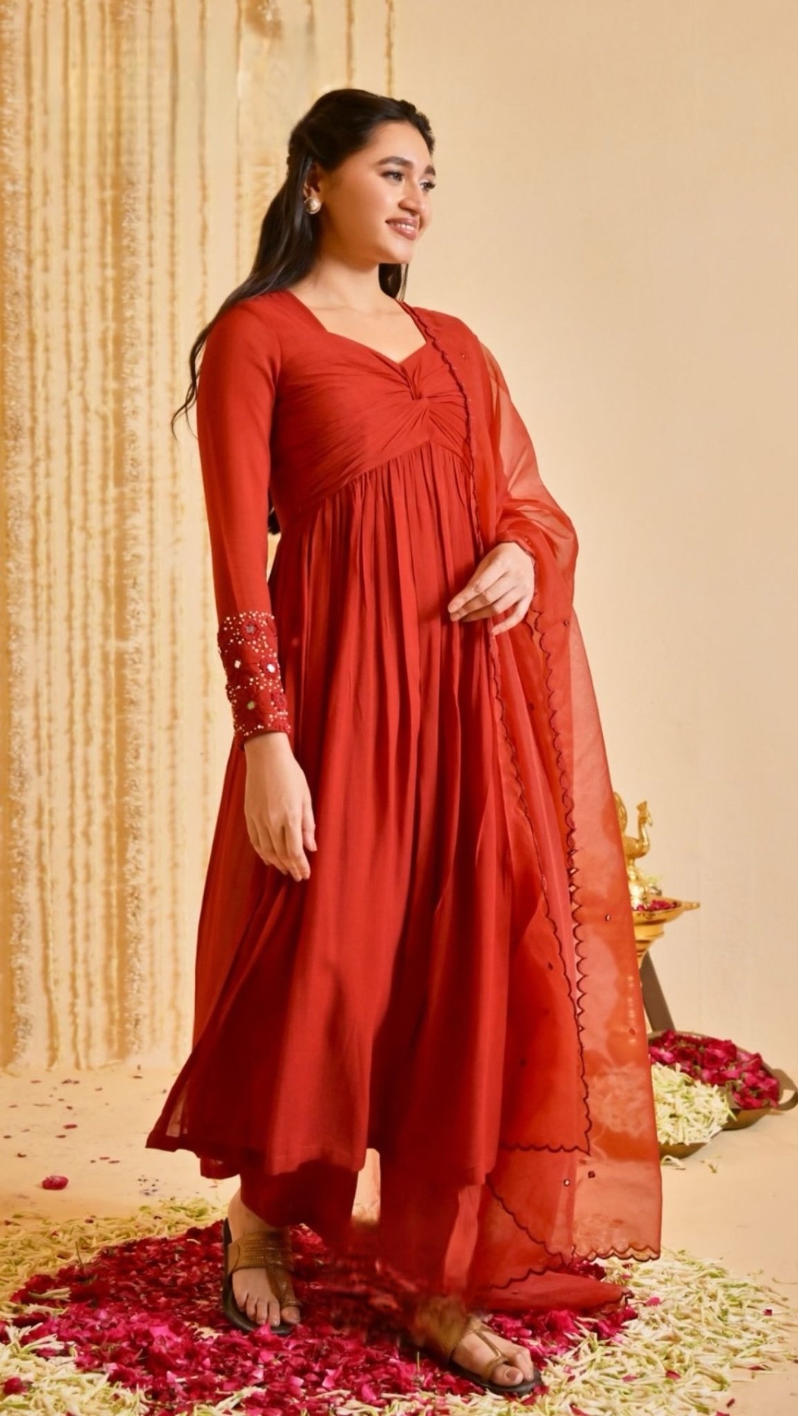 Tashha Tarash Kurta Set - Image 1