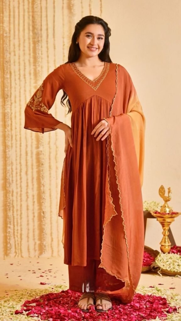 Rashna Rustika Kurta Set