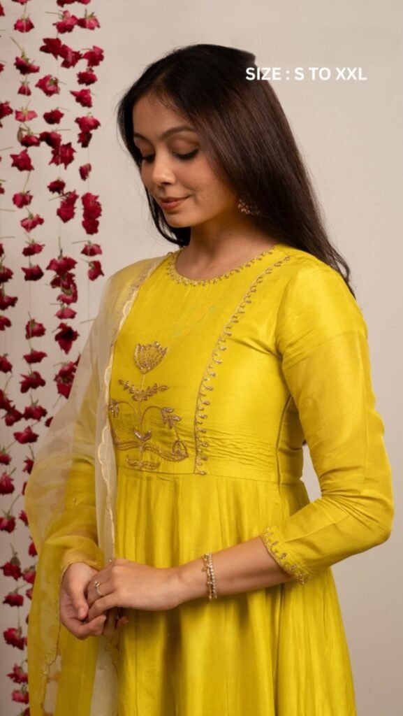 Ghirisha Anarkali Set